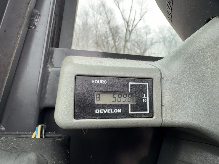 2019-doosan-dx85r-3-image-33