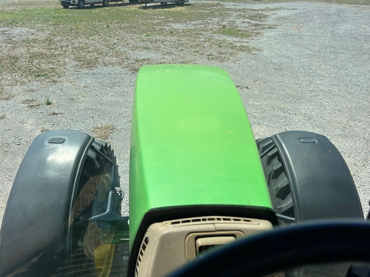 1996-john-deere-8200-image-32