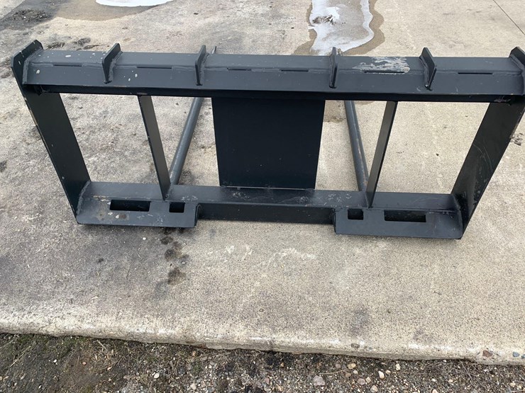 pabreak-skid-steer-bale-spear-image-4