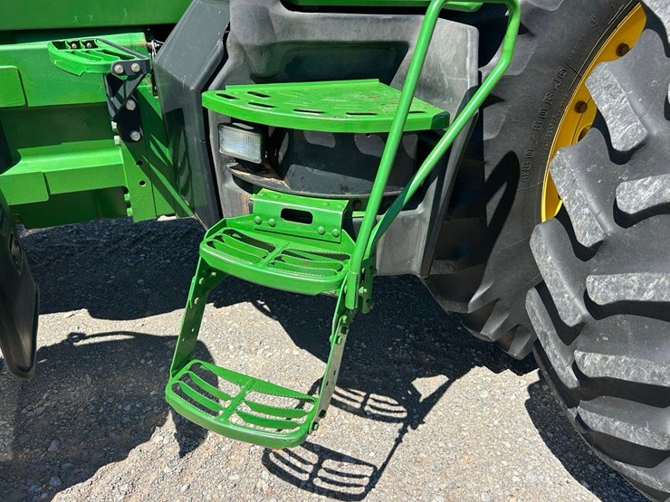 1996-john-deere-8200-image-13