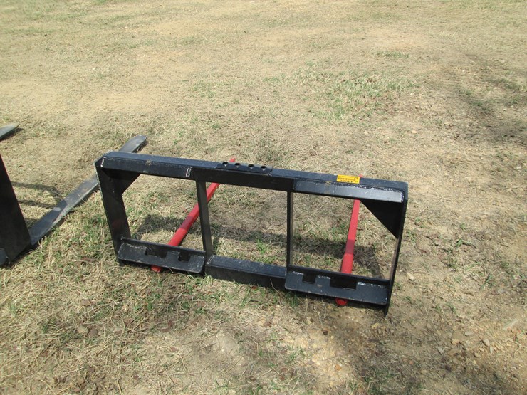 #44080-•-skid-steer-hay-fork-image-3