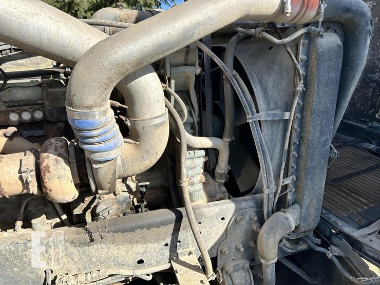 1991-freightliner-fld120-image-53