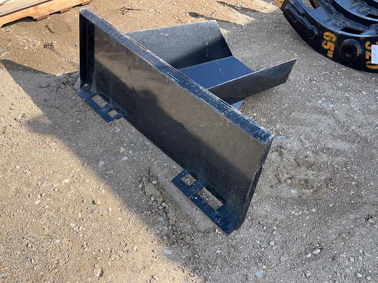 skid-steer-spade-bucket-image-4