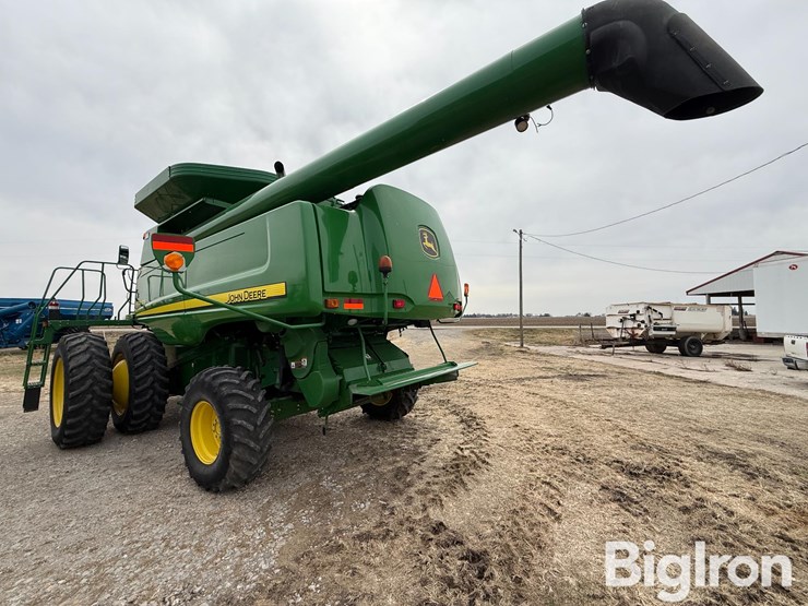 2010-john-deere-9770-sts-image-7