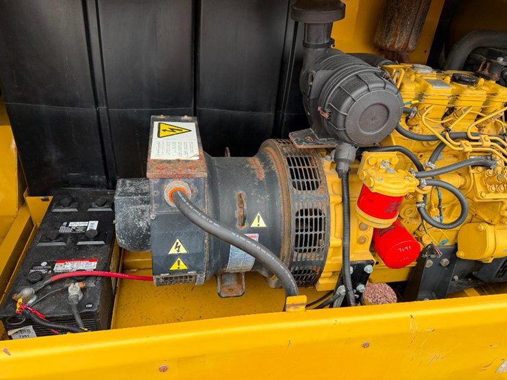 caterpillar-c15-image-22