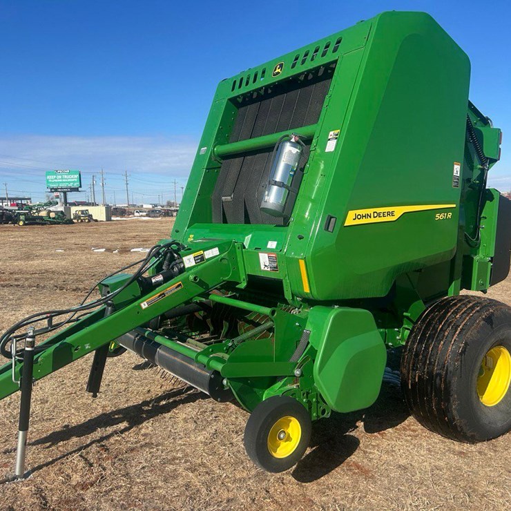 2024 JOHN DEERE 561R