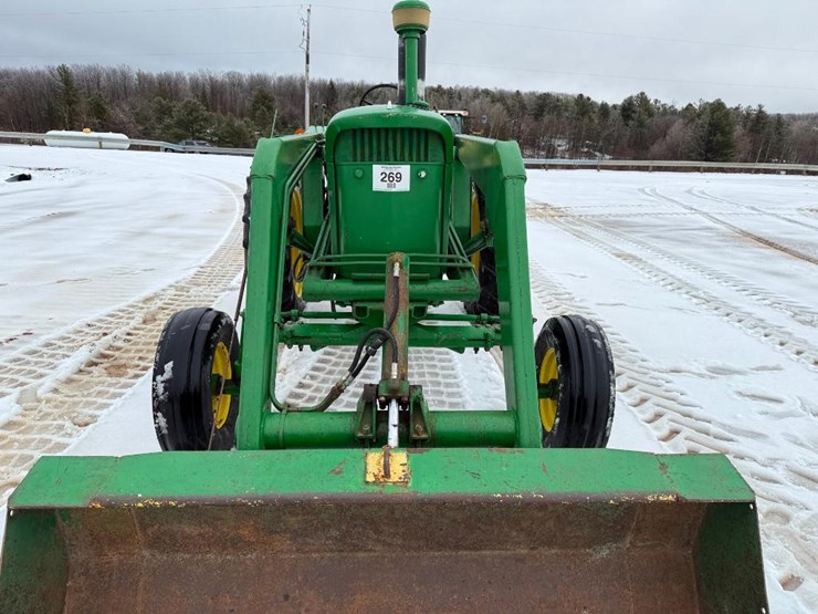 john-deere-3010-image-17