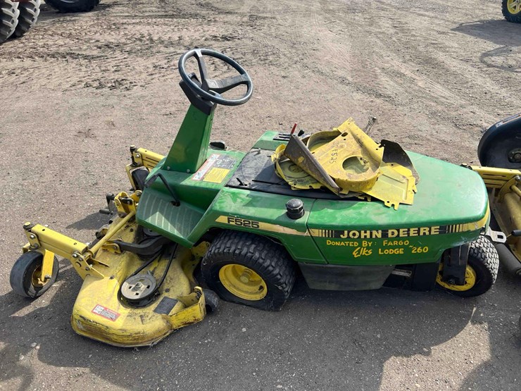john-deere-525-image-14