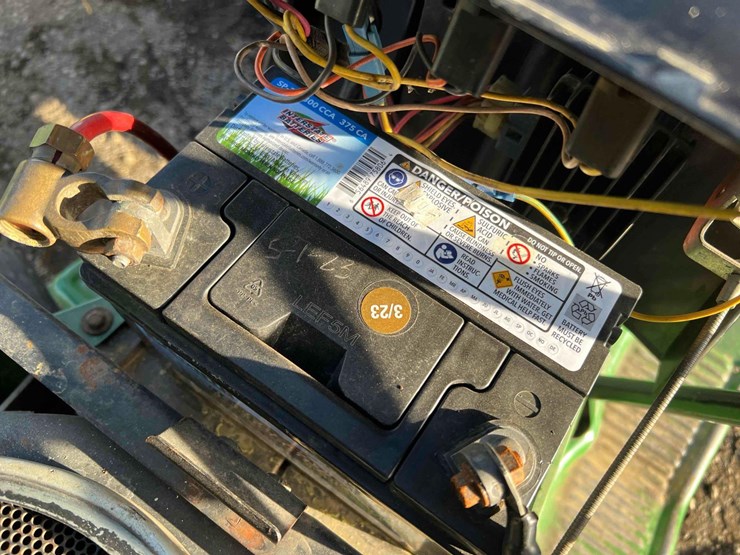 john-deere-180-image-18