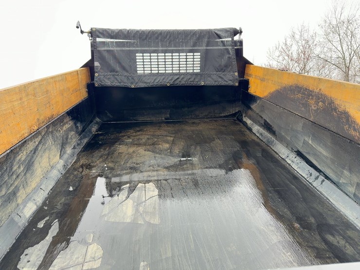 2013-ford-f750-xl-image-22