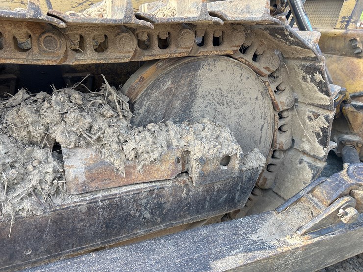 caterpillar-d4d-image-17