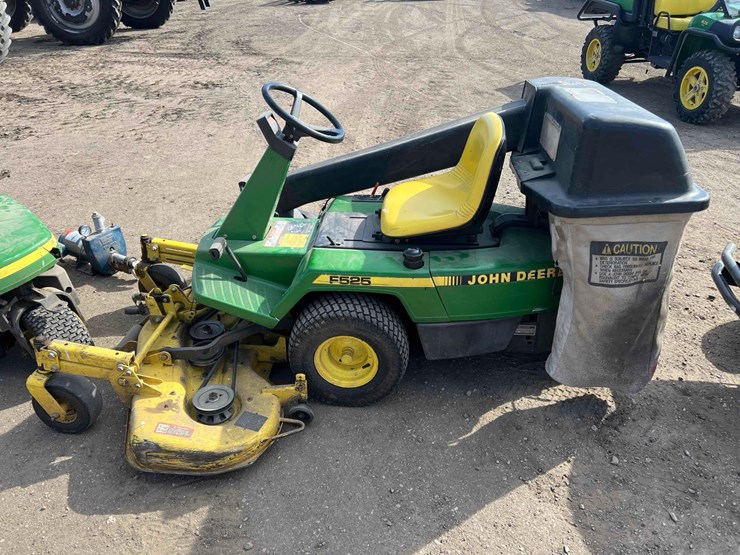 john-deere-525-image-3