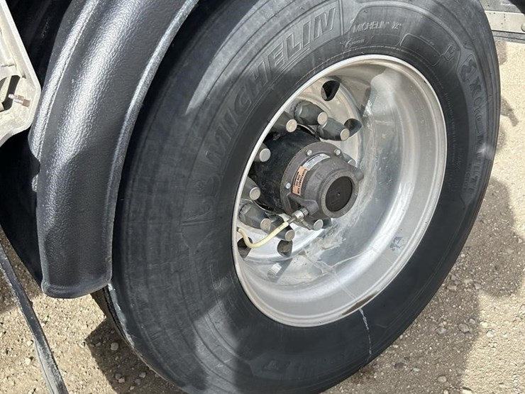 2025-wilson-grain-trailer-image-60