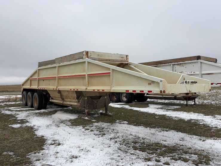 2010-dakota-belly-dump-trailer-image-3