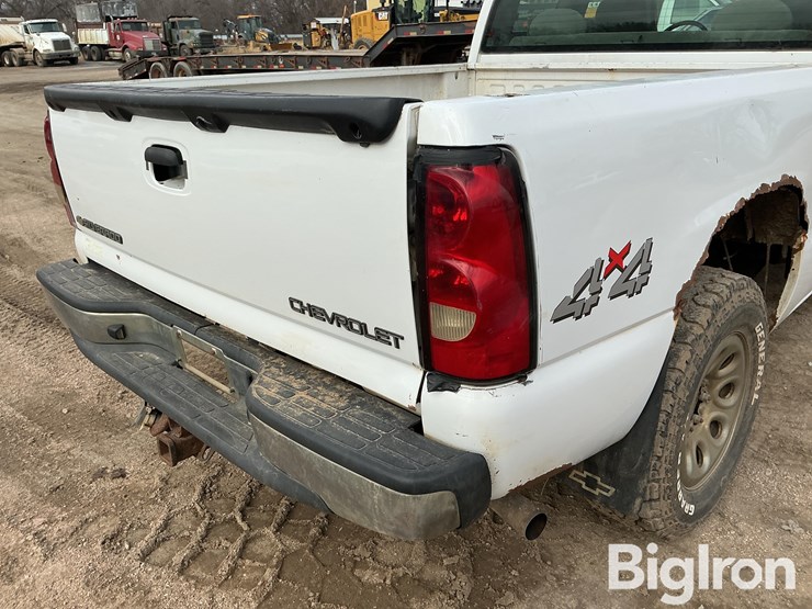 2005-chevrolet-silverado-1500-image-20