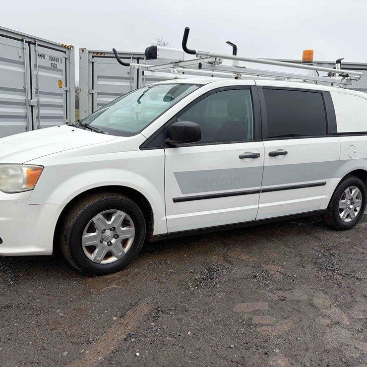 2013 DODGE CARAVAN