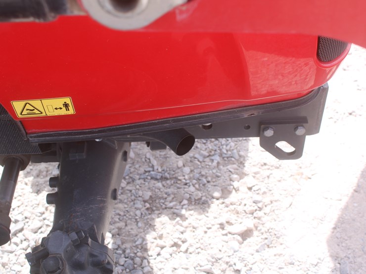 2018-massey-ferguson-1755m-image-53