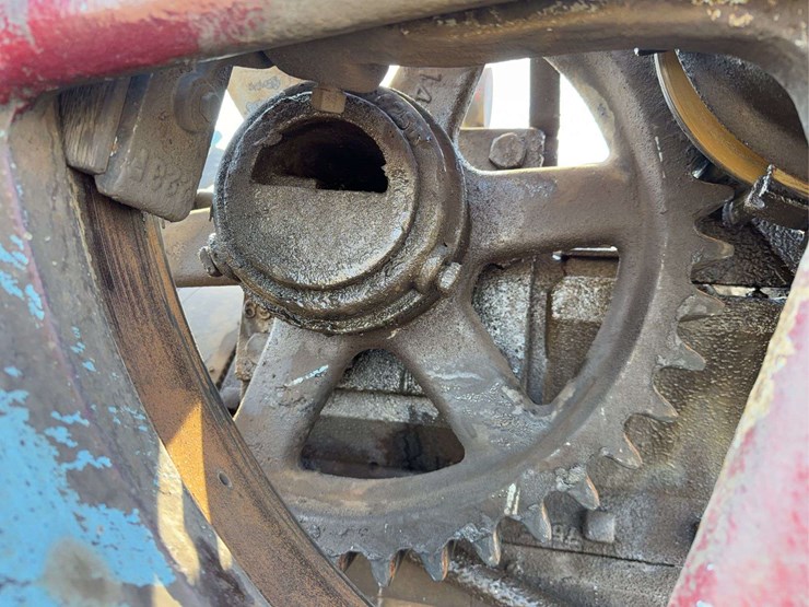 1910-advance-rumely-steam-traction-engine-image-41