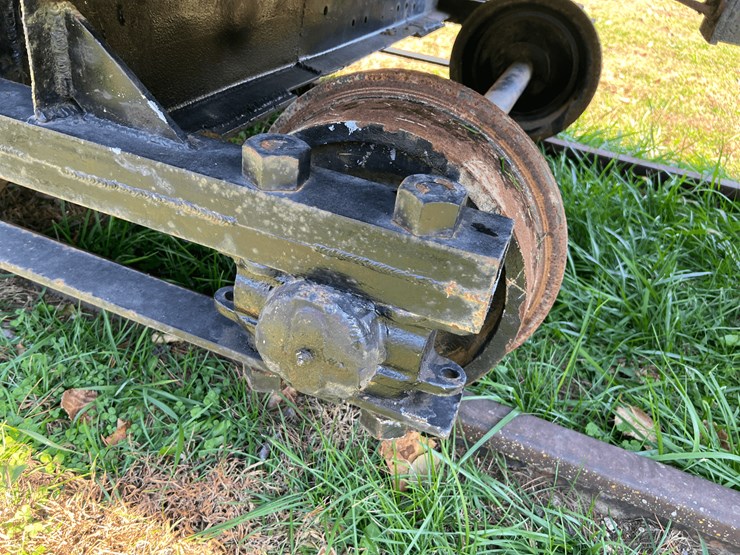 frick-steam-locomotive-with-track-image-214