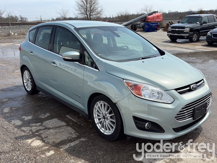 2013-ford-cmax-image-2