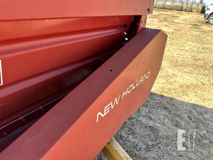 new-holland-791-image-6