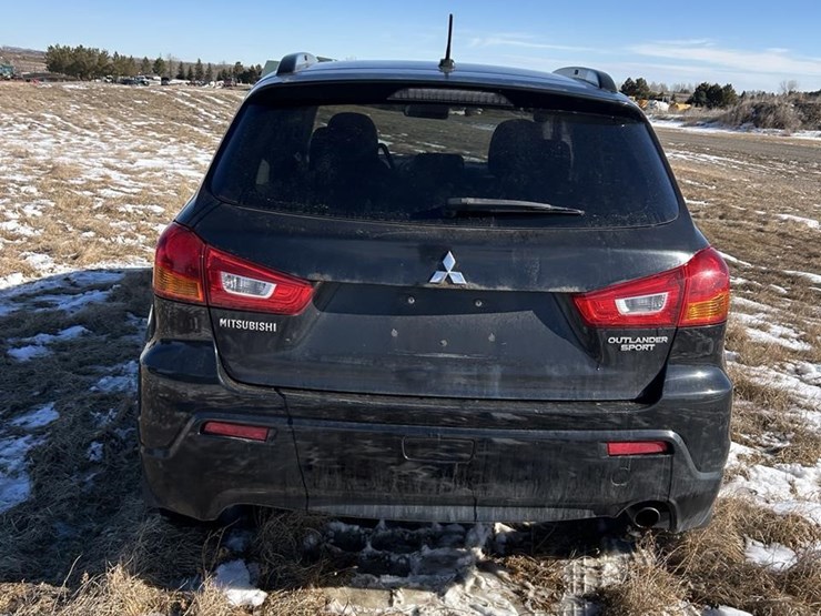 2011-mitsubishi-outlander-image-6