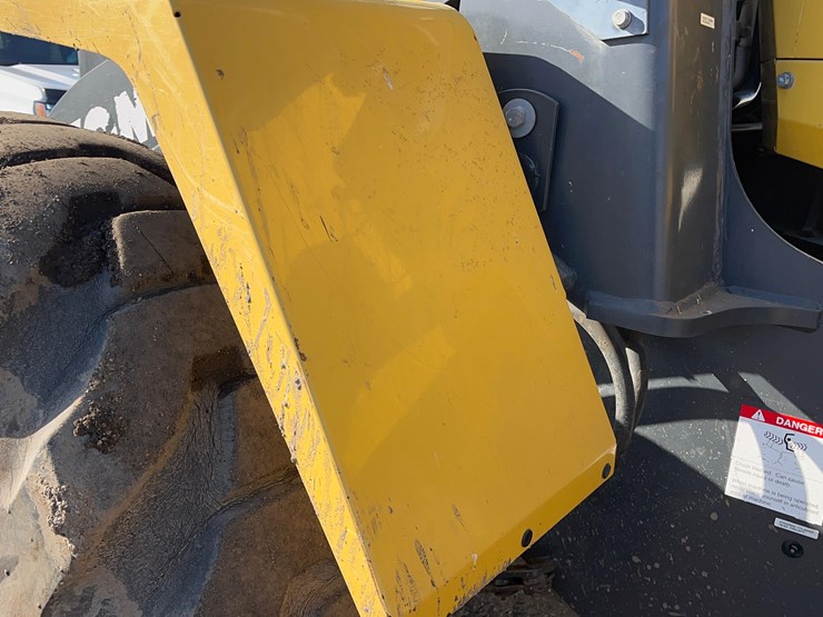 komatsu-wa200-image-40