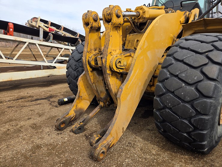 caterpillar-980h-image-8