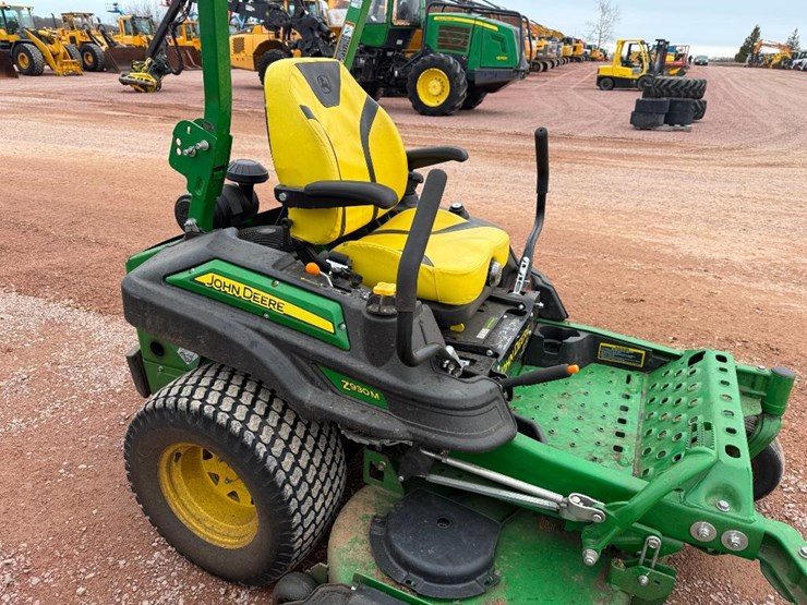 2022-john-deere-z930m-image-15