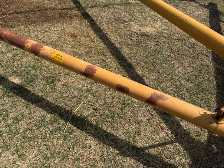 #43738-•-proctor-18'x55'-float-image-43