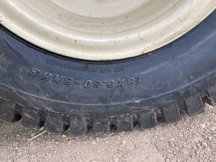 cub-cadet-zero-turn-lawn-mower-image-9