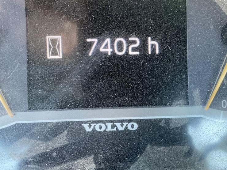 2016-volvo-l45h-image-16