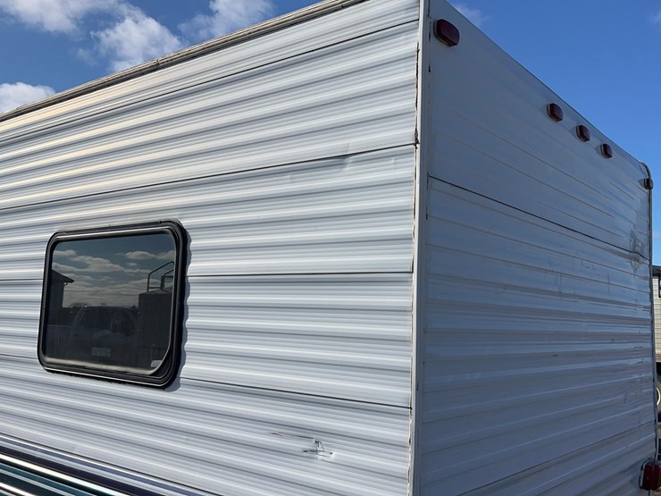 1997-gulf-stream-camper/office-image-19