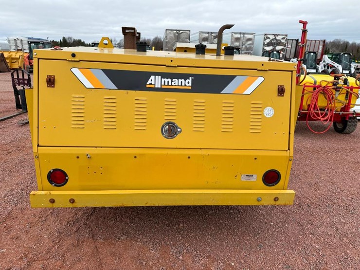 caterpillar-c15-image-10