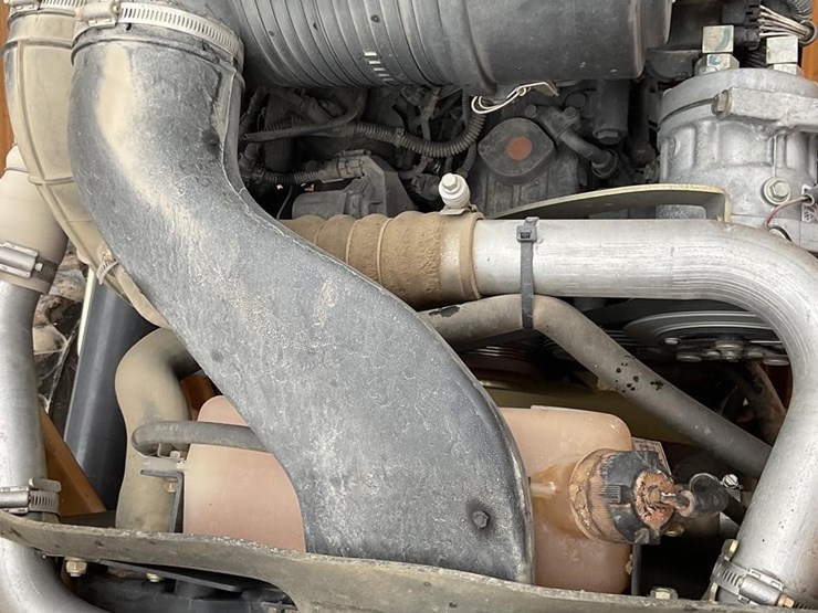 2014-case-590sn-image-18