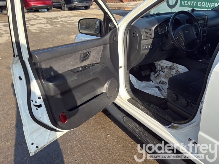 2008-kia-sorento-image-43