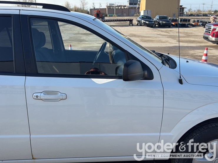 2008-kia-sorento-image-30