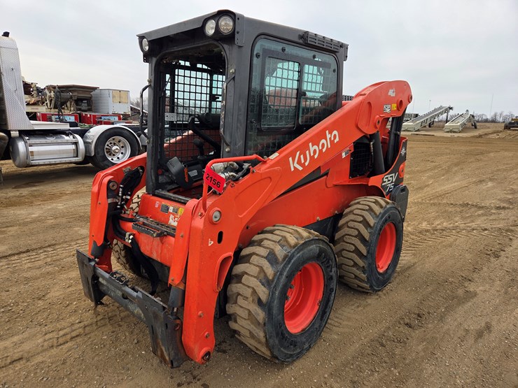 kubota-ssv75-image-1