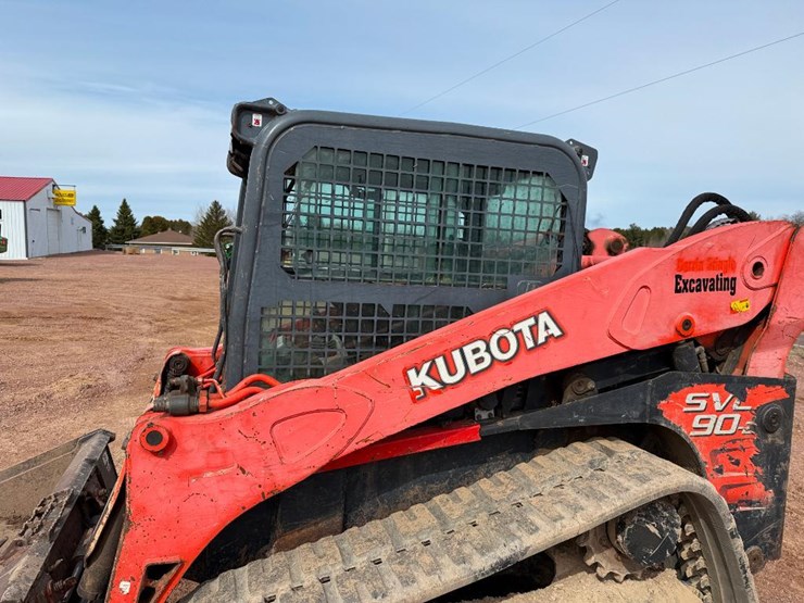 kubota-svl90-2-image-13