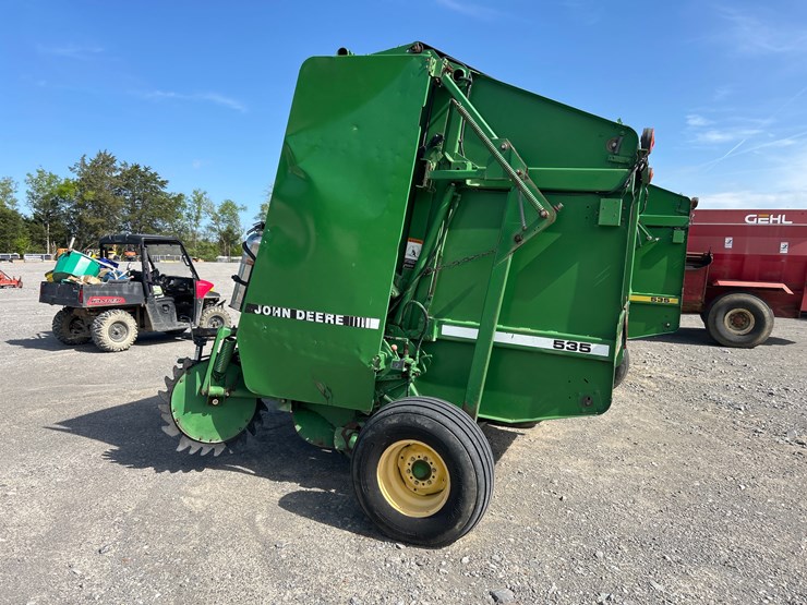 john-deere-535-image-2