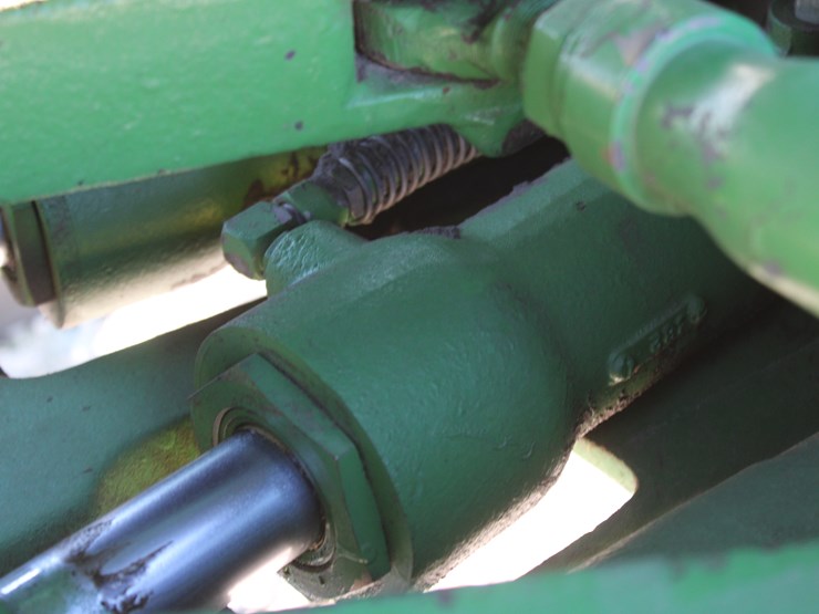 john-deere-4620-image-114