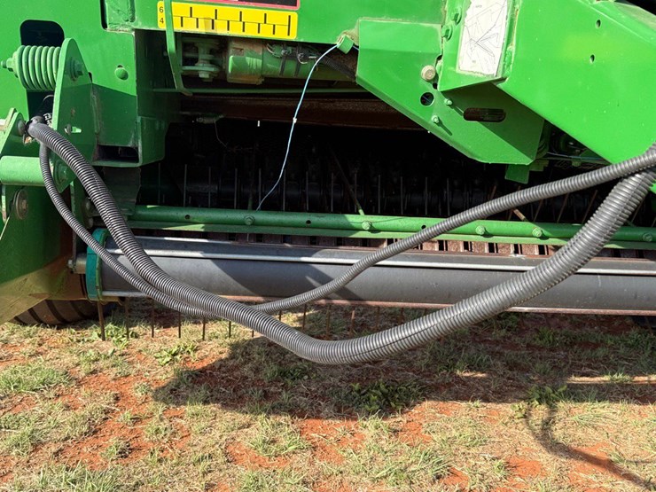 john-deere-568-image-7