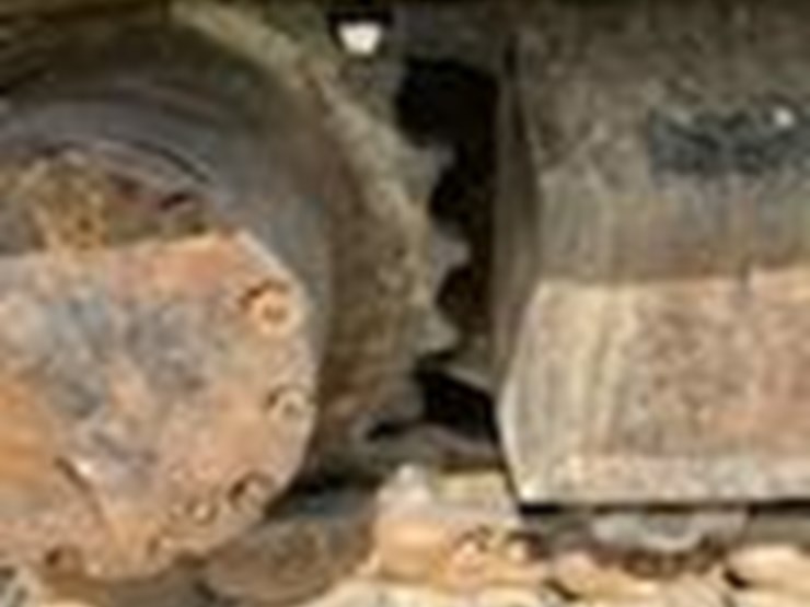 #315-•-2004-komatsu-pc-200-lc-excavator-image-13