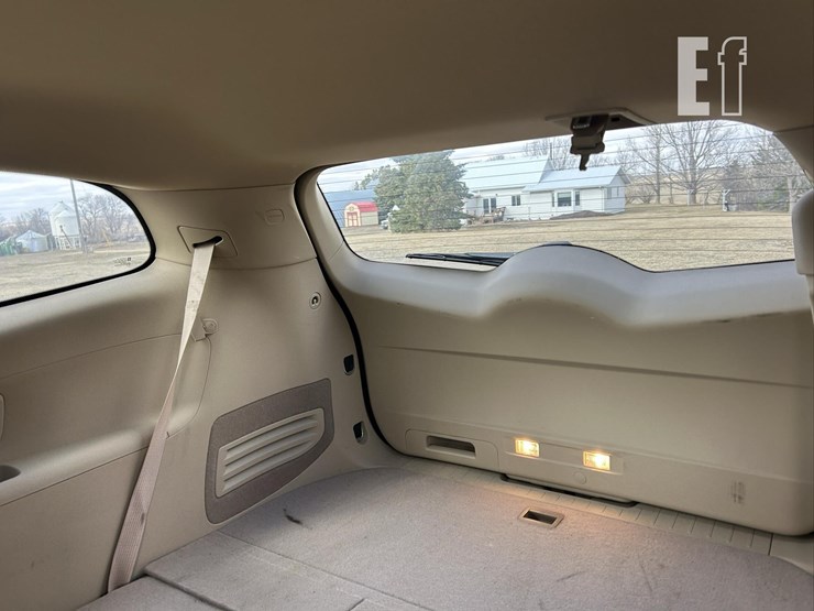 2011-buick-enclave-image-19