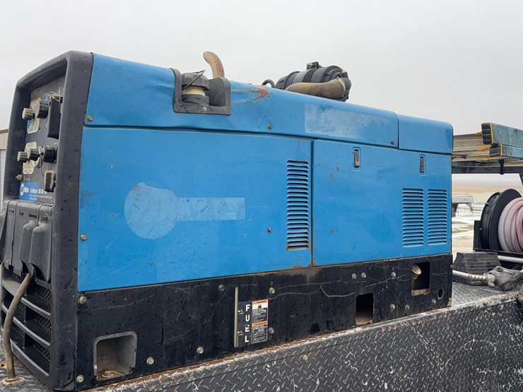 2014-peterbilt-389-image-10