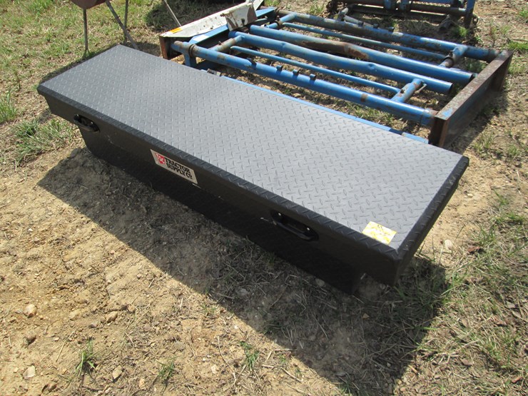 #44077-•-truck-toolbox-image-1