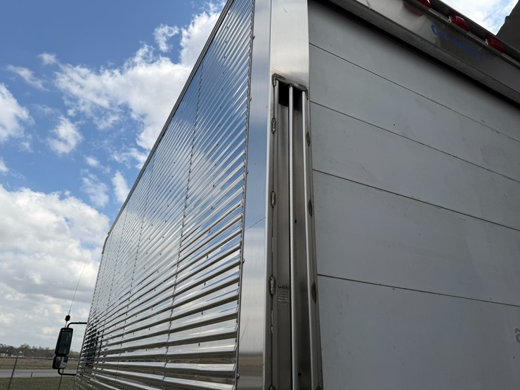 2004-international-durastar-4300-image-19