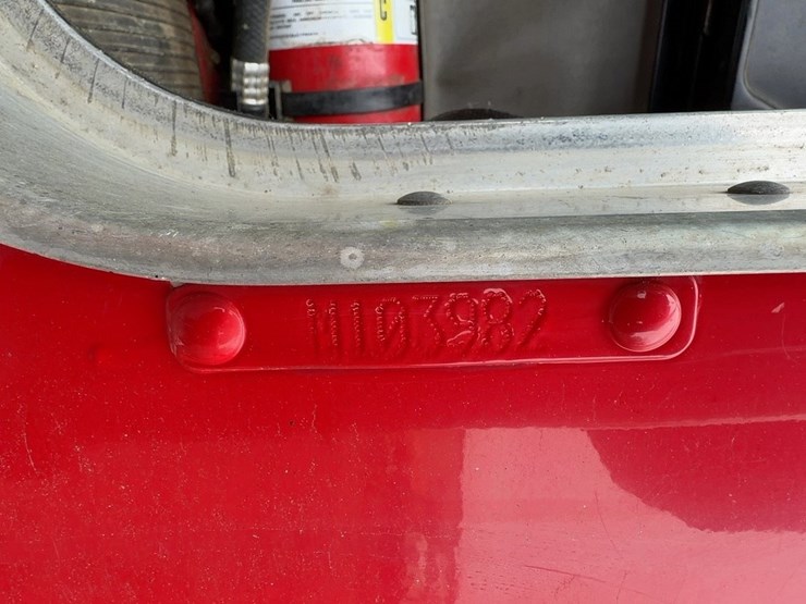 2005-kenworth-t300-image-34