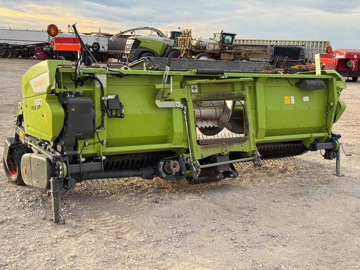 2020-claas-380-image-6