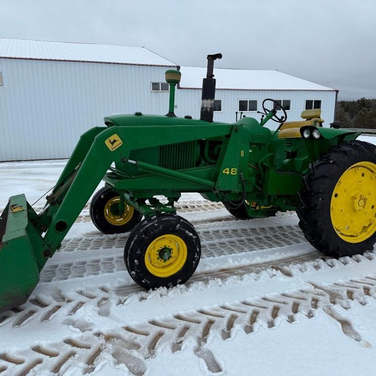 JOHN DEERE 3010